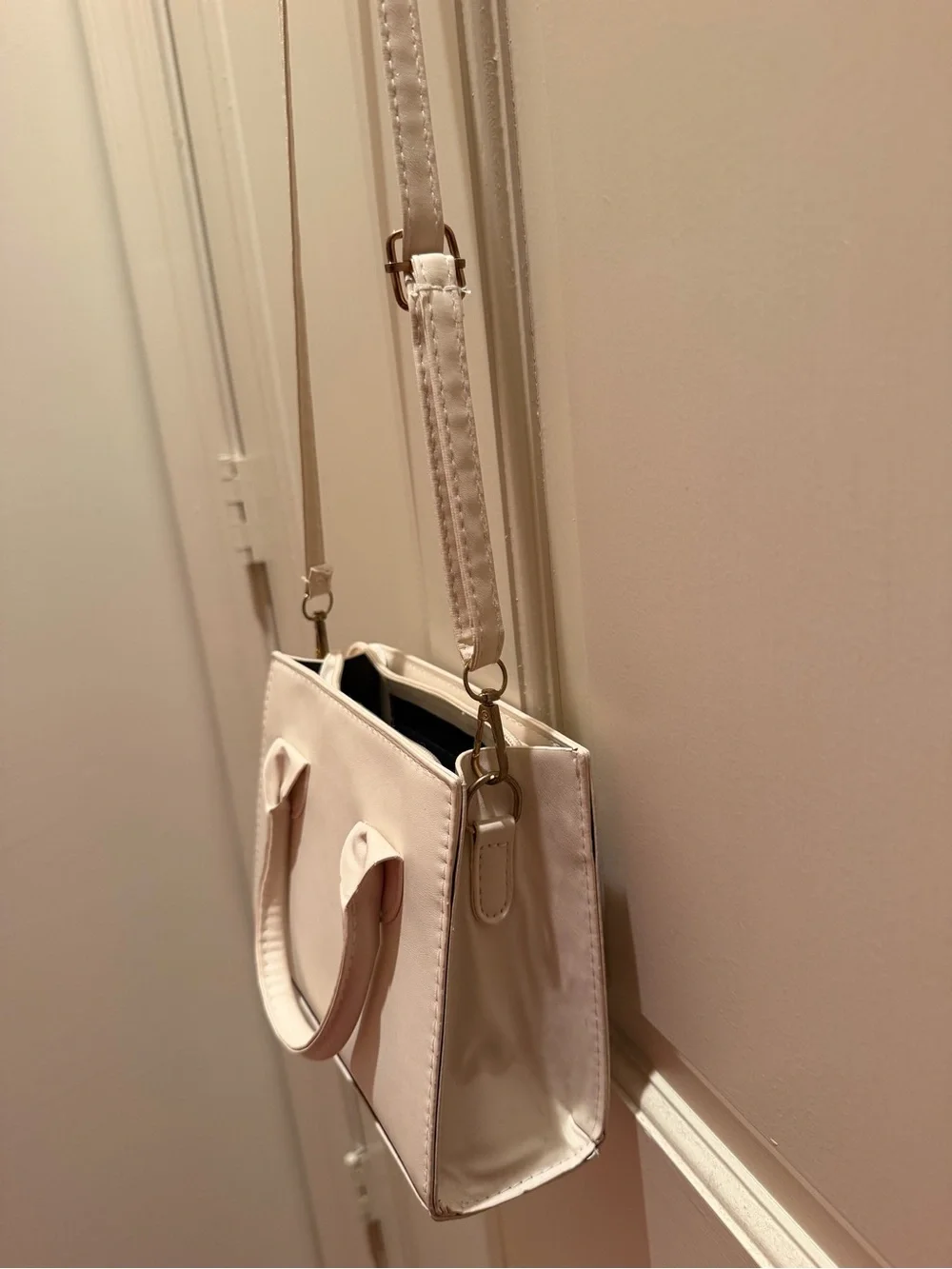 Off white clutch crossbody purse